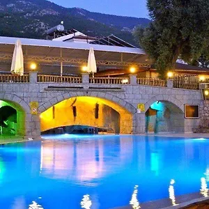 Otel The Grand Uecel, Cedit